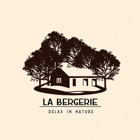 La Bergerie Luxury And Pool On Eco-friendly Micro-farm Дом отдыха Duravel