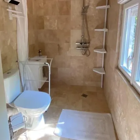 La Bergerie Luxury And Pool On Eco-friendly Micro-farm Hébergement de vacances *